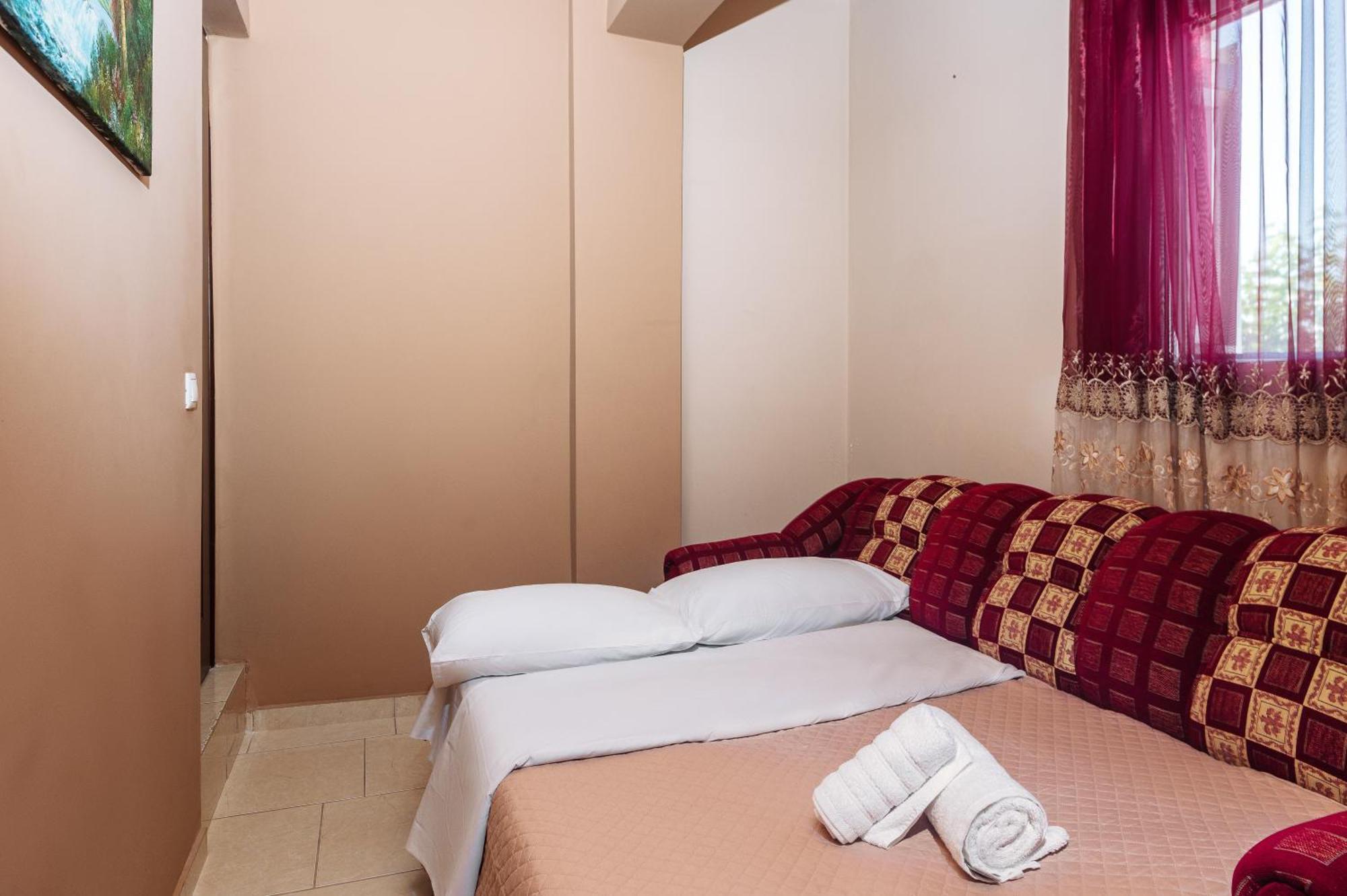 Villa Kalaitsidi - Plunge Pool, Gym And Unique Gardens Skinés المظهر الخارجي الصورة